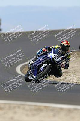 media/Jun-07-2025-TrackDaz (Sat) [[4413525952]]/A Group/12pm (Turn 2)/